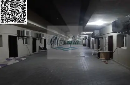 Labor Camp - Studio - 7+ Bathrooms for rent in Al Sajaa S - Al Sajaa - Sharjah
