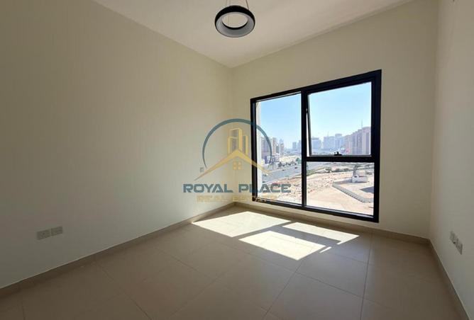 132512022 - Property Image 3