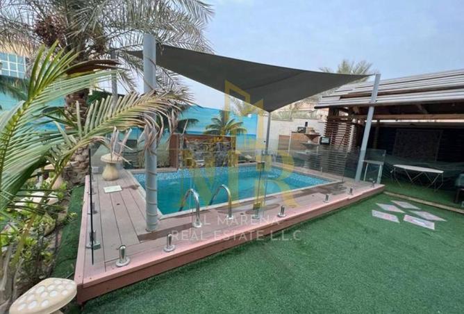 60551700 - Property Image 3