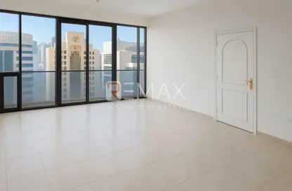 Apartment - 3 Bedrooms - 4 Bathrooms for rent in Al Zahiyah - Abu Dhabi