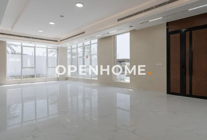 145962428 - Property Image 3