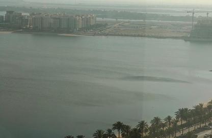 Apartment - 2 Bedrooms - 2 Bathrooms for rent in Al Khan 5 building - Al Khan - Sharjah