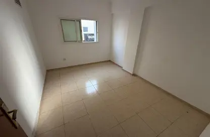 شقة - 2 غرف نوم - 1 حمام للايجار في مساكن كورنيش عجمان - طريق كورنيش عجمان - عجمان