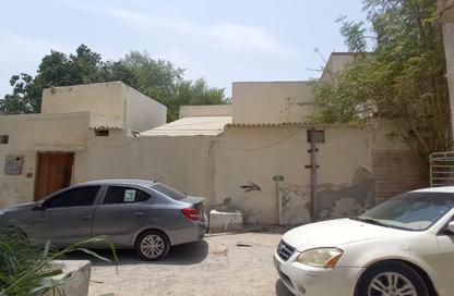 Villa - 5 Bedrooms - 2 Bathrooms for sale in Al Rumailah 2 - Al Rumaila - Ajman
