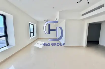 شقة - 2 غرف نوم - 3 حمامات للايجار في E تلال سيتي - تلال سيتي - الشارقة شقة - 2 غرف نوم - 3 حمامات للايجار في E تلال سيتي - تلال سيتي - الشارقة