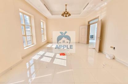 Villa - 4 Bedrooms - 5 Bathrooms for rent in Al Ramla - Halwan - Sharjah