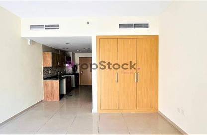 Apartment - Studio - 1 Bathroom for rent in May Residence 3 - May Residence - District 10 - Jumeirah Village Circle - Dubai