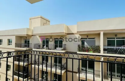 Apartment - Studio - 1 Bathroom for rent in May Residence 3 - May Residence - District 10 - Jumeirah Village Circle - Dubai