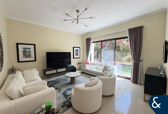 122921656 - Property Image 2