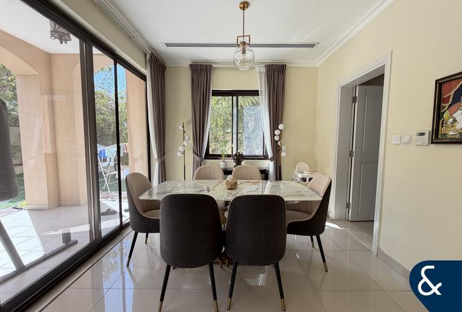 122921656 - Property Image 3