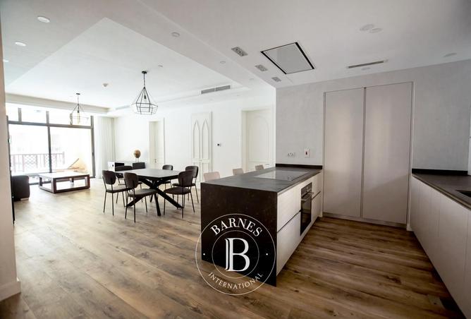 83217603 - Property Image 2