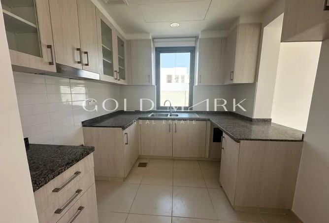 98262141 - Property Image 3