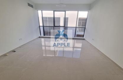 Apartment - 1 Bedroom - 2 Bathrooms for rent in Muwailih Building - Muwaileh - Sharjah