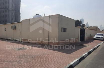 Villa - 2 - 2 for sale in Al Mankhool - Bur Dubai - Dubai Villa - 2 - 2 for sale in Al Mankhool - Bur Dubai - Dubai