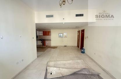 Apartment - 2 Bedrooms - 3 Bathrooms for rent in Mankhool Building - Mankhool - Bur Dubai - Dubai