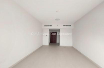 Apartment - 2 Bedrooms - 3 Bathrooms for rent in New Al Taawun Road - Al Taawun - Sharjah