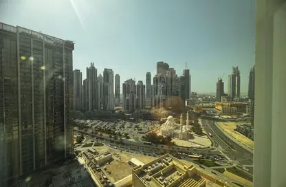 مكتب - استوديو - 2 حمامات للايجار في برج كلوفر - الخليج التجاري - دبي