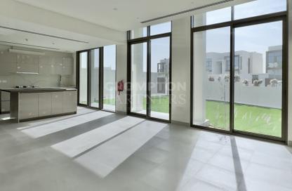 Villa - 4 - 6 for sale in Nad Al Dhabi - Al Jubail Island - Abu Dhabi