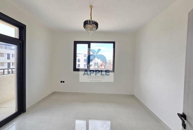 121544630 - Property Image 3