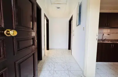 شقة - 2 غرف نوم - 2 حمامات للايجار في شارع حمدان - أبوظبي