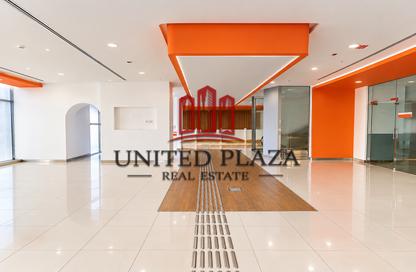 Show Room - Studio for rent in Baniyas Tower - Al Danah - Abu Dhabi