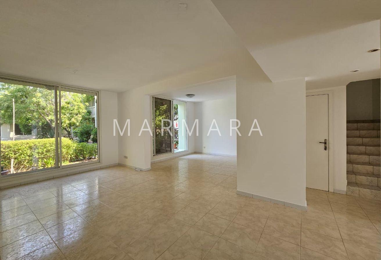 Cozy 3BR Gated Compound villa | Swimming Pool photo 6