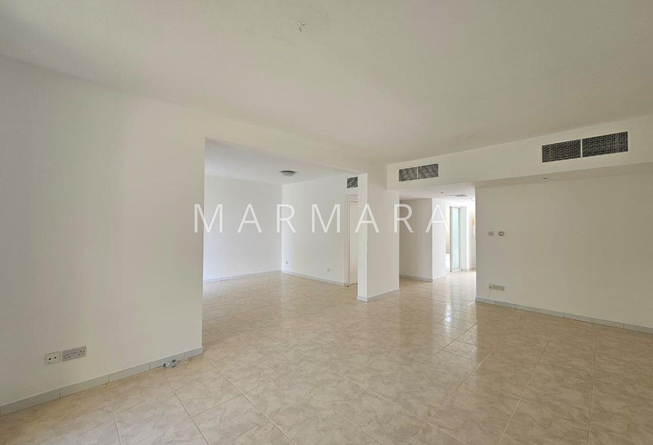 Cozy 3BR Gated Compound villa | Swimming Pool photo 2