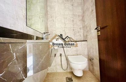 Shop - Studio - 1 Bathroom for rent in Rose Building - Al Jaddaf - Dubai
