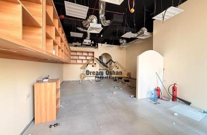Shop - Studio - 1 Bathroom for rent in Rose Building - Al Jaddaf - Dubai