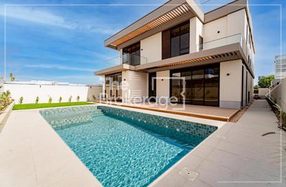 Villa - 5 Bedrooms - 6 Bathrooms for sale in Jumeirah Park Homes - Jumeirah Park - Dubai