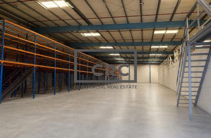 Warehouse - Studio - 2 Bathrooms for rent in Al Sajaa Industrial - Al Sajaa - Sharjah