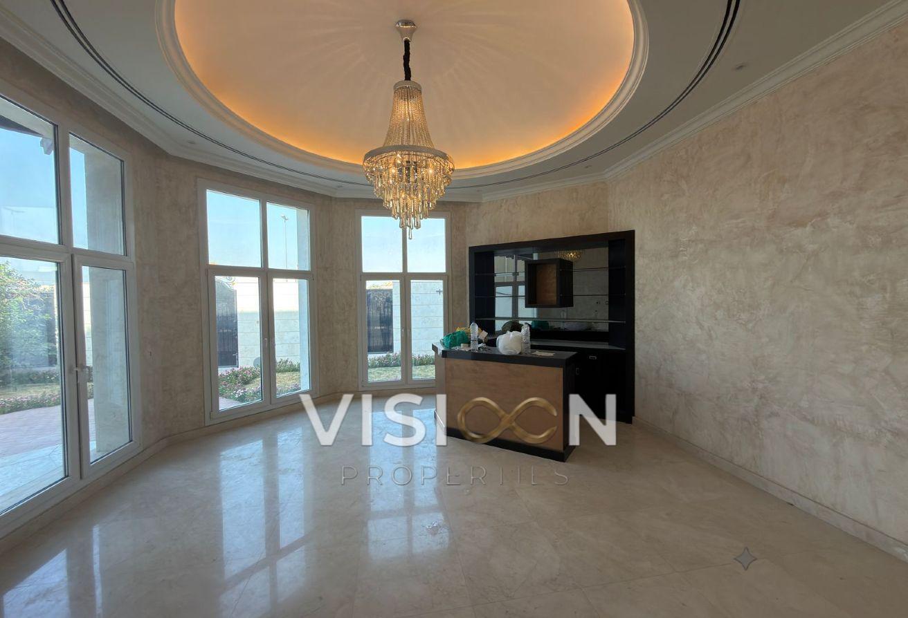 Prime location 6BR l Pool l Modern l Driver Room photo 7