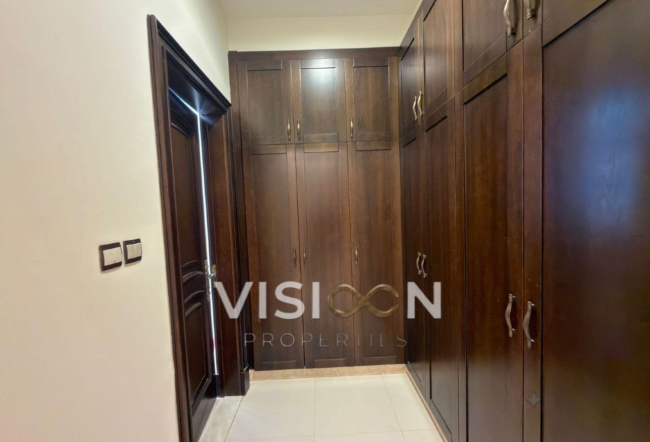 Prime location 6BR l Pool l Modern l Driver Room photo 12