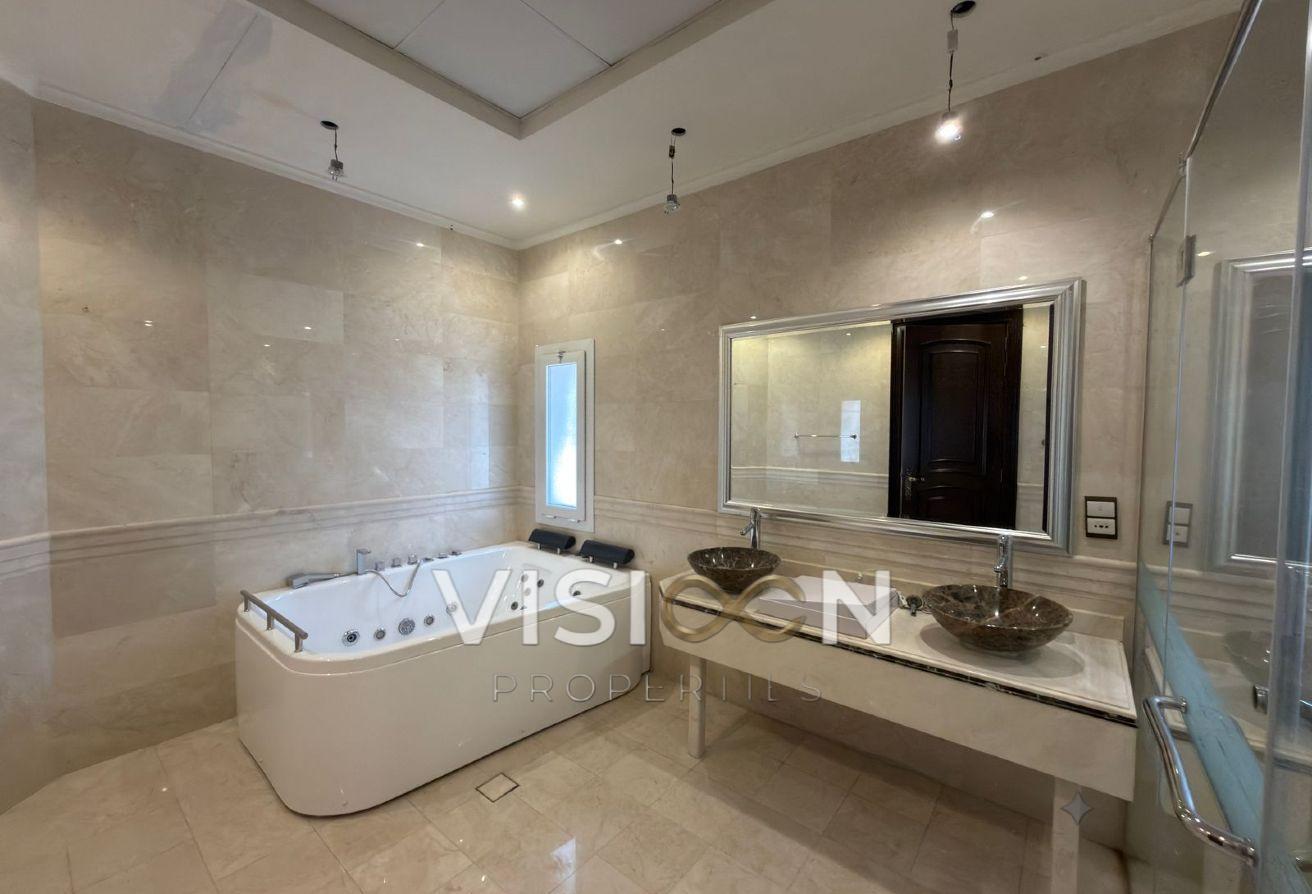 Prime location 6BR l Pool l Modern l Driver Room photo 14