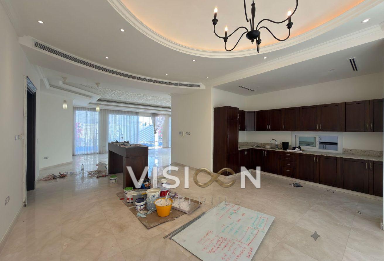 Prime location 6BR l Pool l Modern l Driver Room photo 8