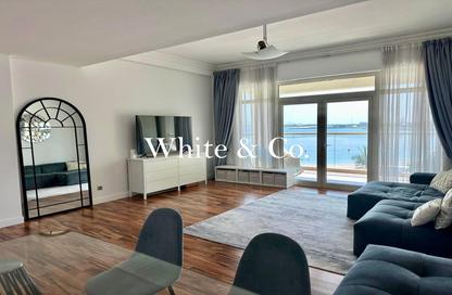 Apartment - 1 Bedroom - 2 Bathrooms for rent in Al Sultana - Shoreline Apartments - Palm Jumeirah - Dubai