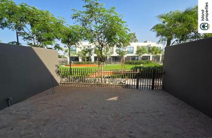 Villa - 2 - 4 for sale in Falcon Island North - Falcon Island - Al Hamra Village - Ras Al Khaimah