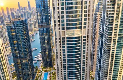 Apartment - 3 Bedrooms - 4 Bathrooms for sale in Marina Pinnacle - Dubai Marina - Dubai