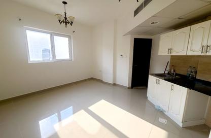Apartment - Studio - 1 Bathroom for rent in Fire Station Road - Muwaileh - Sharjah