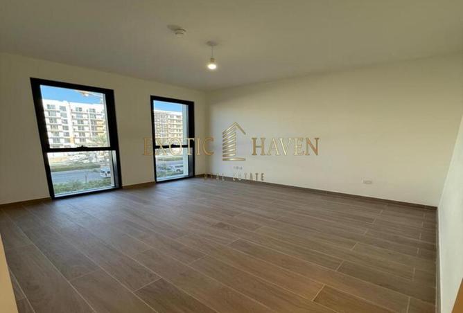 81112758 - Property Image 3