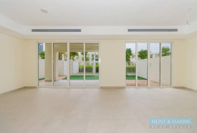 71463856 - صورة العقار 3