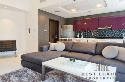 Apartment - 1 - 2 for rent in Cayan Tower - Dubai Marina - Dubai