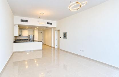 Apartment - 1 - 2 for sale in Golf Promenade 3B - Golf Promenade 3 - Golf Town - Damac Hills - Dubai