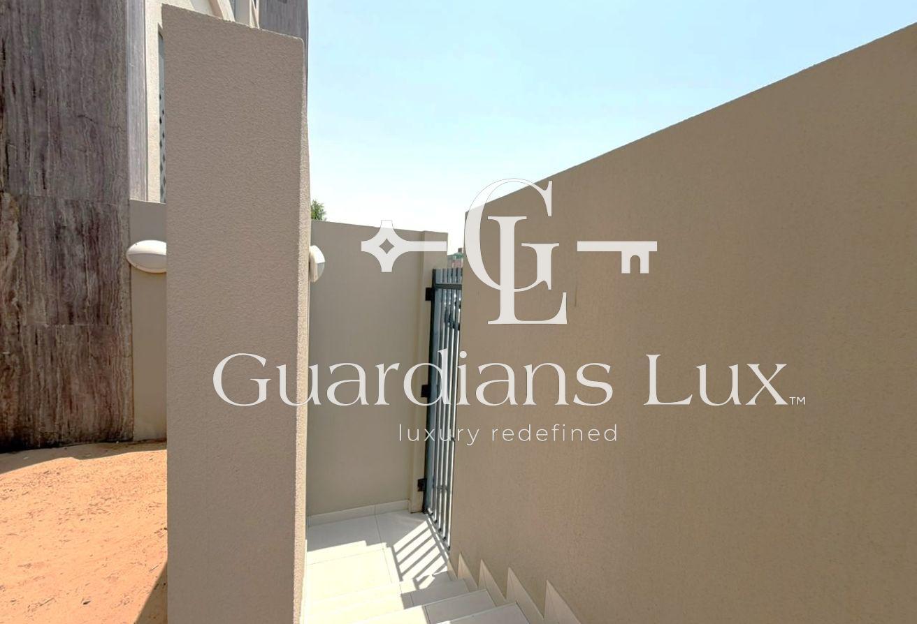 Spacious 2 BHK | Vacant | Spacious Layout photo 10