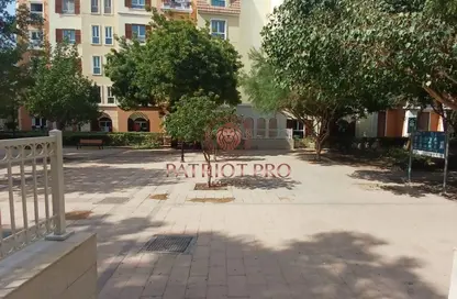 شقة - غرفة نوم - 2 حمامات للبيع في مبنى 84 - طراز البحر المتوسط - ديسكفري جاردنز - دبي