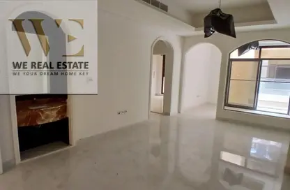 شقة - 2 غرف نوم - 3 حمامات للايجار في سيتي لايف مول التلة - التله 2 - عجمان