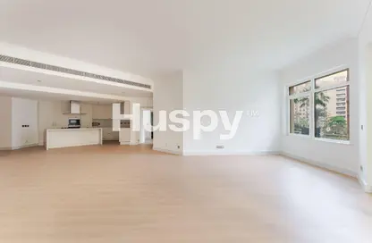 Apartment - 3 Bedrooms - 4 Bathrooms for sale in Al Msalli - Shoreline Apartments - Palm Jumeirah - Dubai