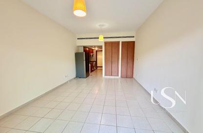Apartment - Studio - 1 for rent in Al Arta 3 - Al Arta - Greens - Dubai Apartment - Studio - 1 for rent in Al Arta 3 - Al Arta - Greens - Dubai