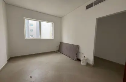 Apartment - 1 Bedroom - 1 Bathroom for rent in Al Qulaya'ah - Al Sharq - Sharjah