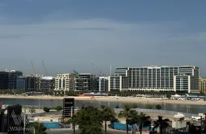 Apartment - 1 Bedroom - 2 Bathrooms for sale in Palace Beach Residence Tower 2 - Palace Beach Residence - EMAAR Beachfront - Dubai Harbour - Dubai